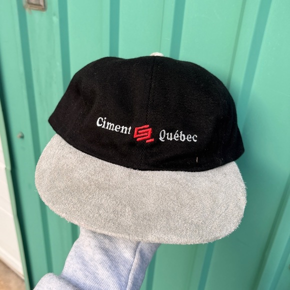 Vintage CIMENT QUEBEC strapback hat grey black - Picture 1 of 6